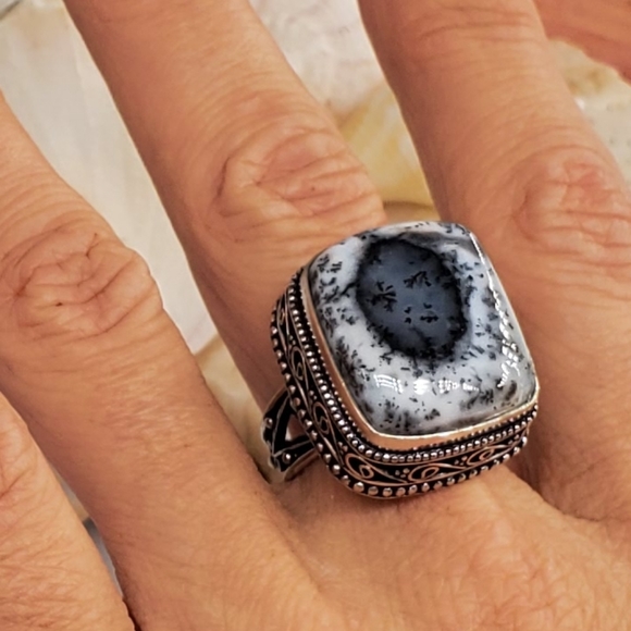 Large Natural Dolomite Stone Silver Ring - Picture 7 of 7